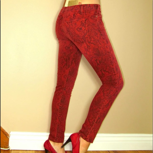🆕 Current/Elliott Ankle Skinny Jeans Snake Red 31 Mobwife Animal Print - Picture 7 of 7